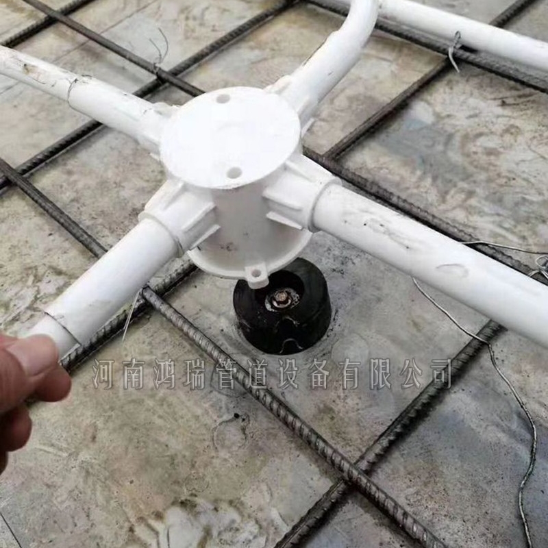 鋁膜定位器 預(yù)埋86線(xiàn)盒固定塊 預(yù)埋線(xiàn)管定位器 線(xiàn)管定位塊 鋁膜板底座 橡膠填充模塊