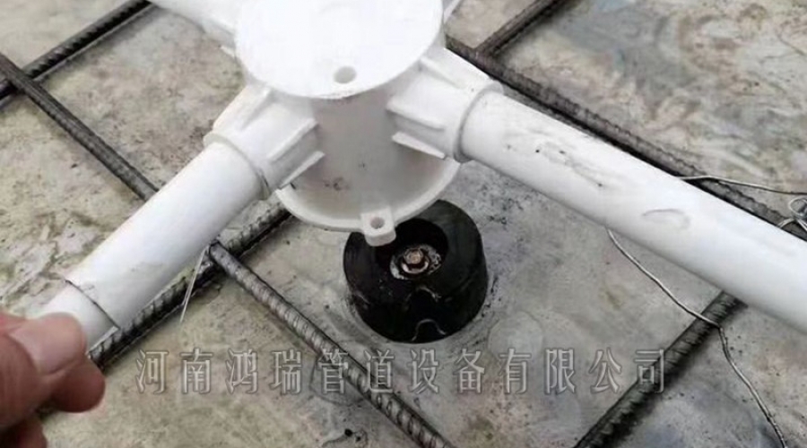 鋁膜定位器 預(yù)埋86線盒固定塊 預(yù)埋線管定位器 線管定位塊 鋁膜板底座 橡膠填充模塊